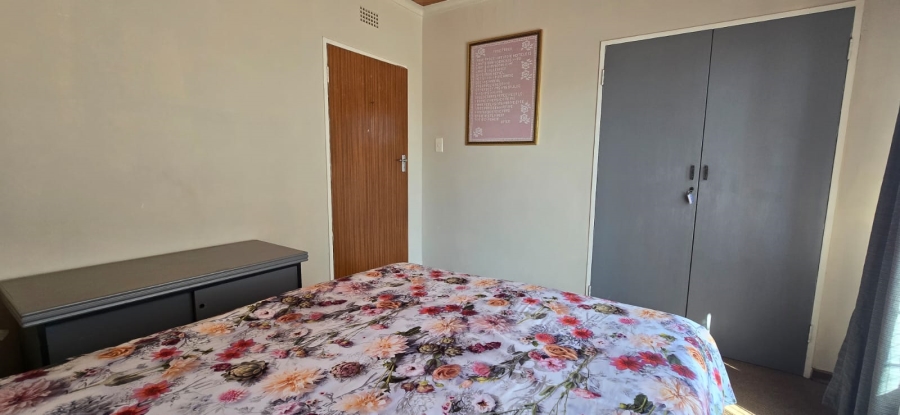 3 Bedroom Property for Sale in Ellaton North West